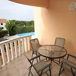 Family-friendly With Swimming Pool - Diklo, - 5774 شقة