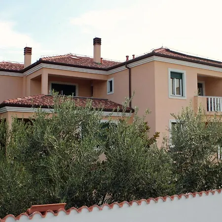 Апартаменти Family-friendly With Swimming Pool - Diklo, - 5774