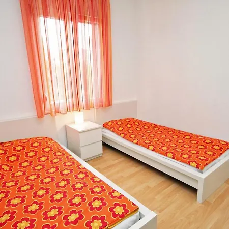 Family-friendly With Swimming Pool - Diklo, - 5774 * Задар