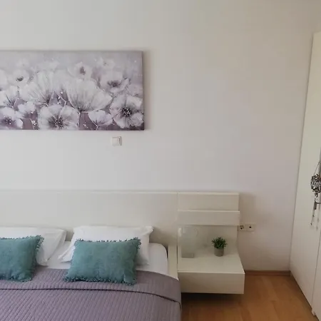 Family-friendly With Swimming Pool - Diklo, - 5774 Апартаменти Задар