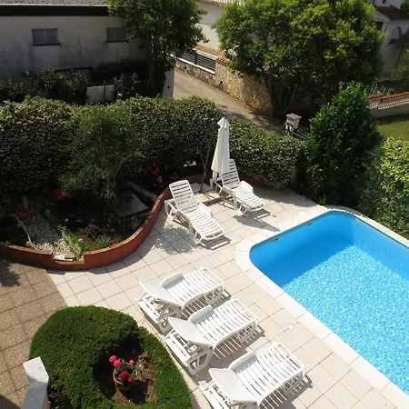 Family-friendly With Swimming Pool - Diklo, - 5774