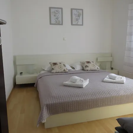 Family-friendly With Swimming Pool - Diklo, - 5774 Апартаменты Задар