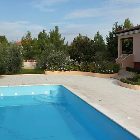 דירה Family-friendly With Swimming Pool - Diklo, - 5774 זאדאר