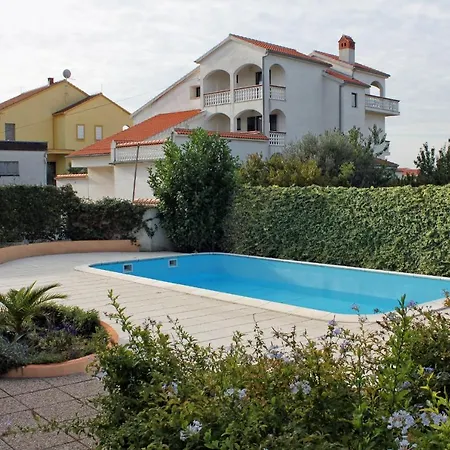 Family-friendly With Swimming Pool - Diklo, - 5774 شقة زادار