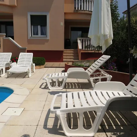 Family-Friendly Apartments With Swimming Pool Zadar - Diklo, Zadar - 5774