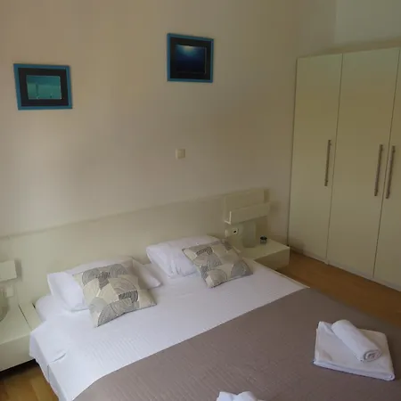 Family-Friendly Apartments With Swimming Pool Zadar - Diklo, Zadar - 5774 Lägenhet Zadar