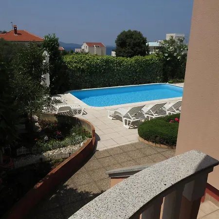 דירה Family-friendly With Swimming Pool - Diklo, - 5774 זאדאר