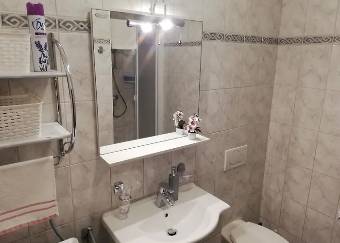 Family-Friendly Apartments With Swimming Pool Zadar - Diklo, Zadar - 5774