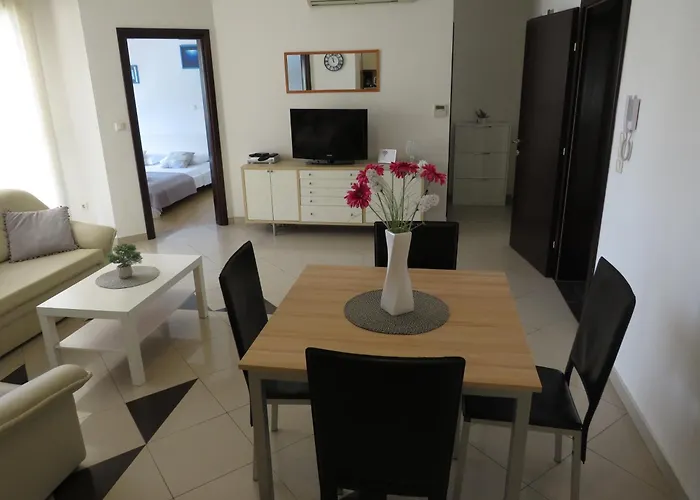 Family-Friendly Apartments With Swimming Pool Zadar - Diklo, Zadar - 5774 Lägenhet *