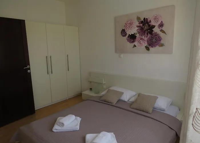 Family-Friendly Apartments With Swimming Pool Zadar - Diklo, Zadar - 5774 Lägenhet