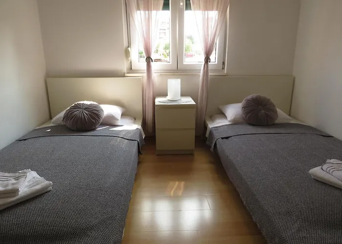 Family-Friendly Apartments With Swimming Pool Zadar - Diklo, Zadar - 5774 Lägenhet